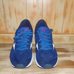 mizuno breast cancer shoes